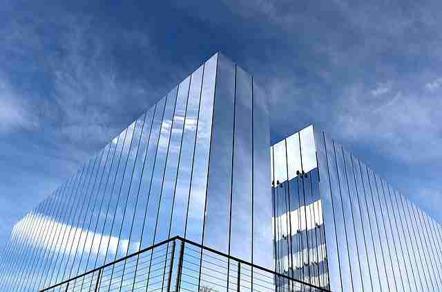 鉴黄师免费观看安全隐私守护者｜高强度工作模式筑起平台最后防线